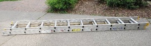 lot 335 image: Werner 20 Ladder