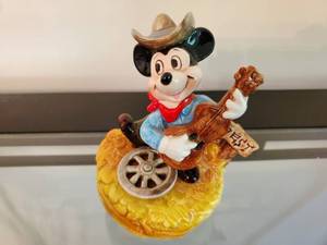 lot 52 image: Mickey Mouse Music Box