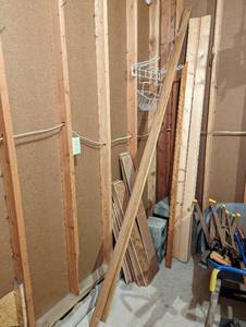 lot 220 image: Home Renovation Supplies