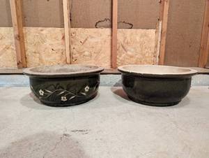 lot 222 image: Outdoor Planters