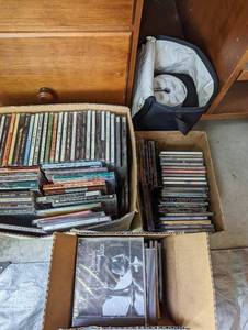 lot 241 image: CDs