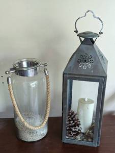 lot 289 image: Lantern And Jar