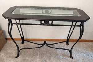 lot 28 image: Glass Inset Hallway Sofa Table