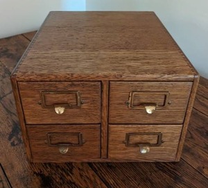 lot 35 image: Old Oak 4 Drawer Index File Cabinet