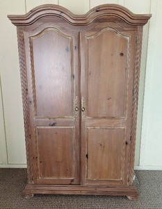 lot 39 image: Large Armoire