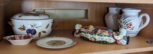 lot 45 image: Collection of Ceramic & Porcelain items