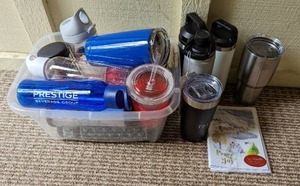 lot 48 image: Insulated Thermos Including Yeti and more