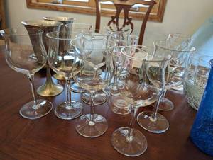 lot 62 image: Collection of Kitchen Ware