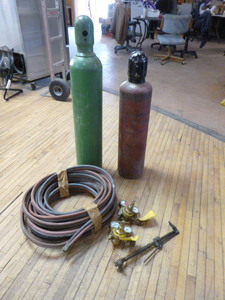 lot 13 image: Welding Equipment