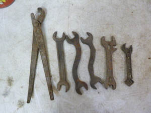 lot 51 image: Vintage Wrenches