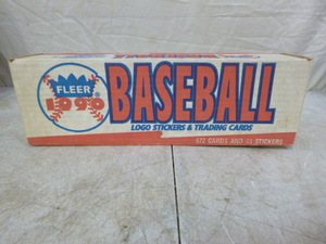 lot 76 image: 1990 Fleer Baseball Card Set 1-660