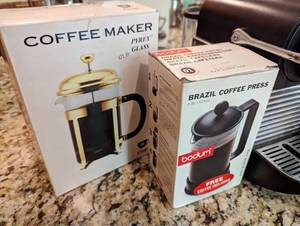 lot 18 image: Collection Of Coffee MakersPresses