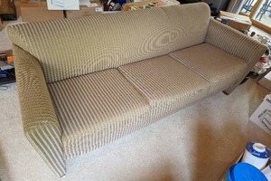 lot 39 image: Upholstered Sofa By Arcadia Chair Company