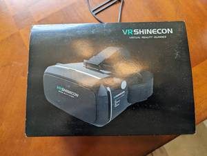 lot 44 image: VR Shinecon Glasses