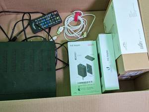 lot 322 image: WiFi System and PoE Adapters