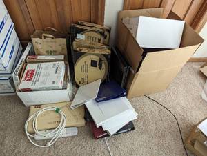 lot 365 image: Collection of Office Supplies