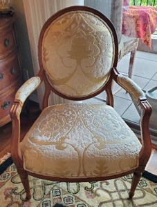lot 315 image: Victorian Style Armchair