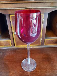 lot 332 image: Collection Of Glassware