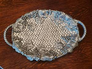 lot 363 image: Lenox Pewter Platter