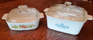 lot 367 image: Two Corning Ware Lidded Dishes