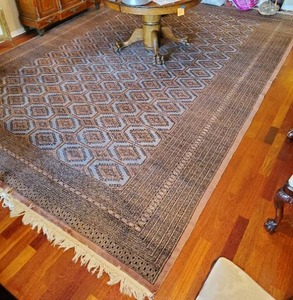 lot 374 image: Large Area Rug