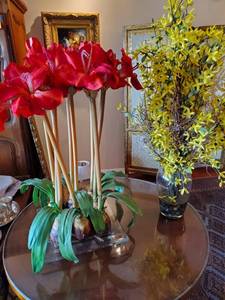 lot 375 image: Two Faux Flowers