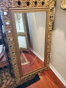 lot 378 image: Cracked Mirror