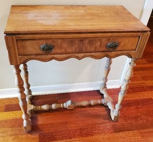 lot 388 image: Wood Hallway Table