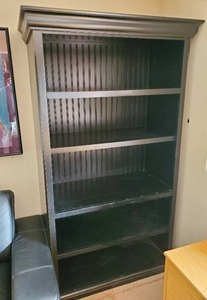 lot 410 image: Black Bookshelf