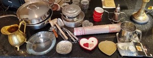 lot 456 image: Collection Of Kitchen Items