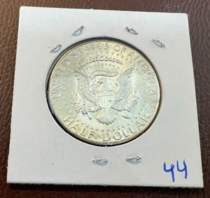1968 BU KENNEDY HALF DOLLAR  40% SILVER
