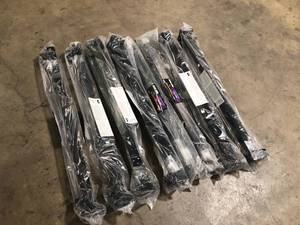 lot 8 image: Lot of Peak Aluminum Railing 2 in. x 42 in. Black Aluminum Deck Railing Stair Post Customer Returns See Pictures