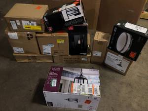 lot 23 image: Lot of Mixed Lighting Various Models and Conditions  Customer Returns See Pictures