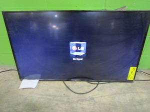 lot 15 image: LG 49 4K Ultra HD 2160p 120Hz LED Smart HDTV (4K x 2K) (49UH6090), - Works, Has Power Cord, MISSING REMOTE, SLIGHT SCRATCHES, USED IN WAREHOUSE, SOLD AS IS