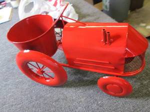 lot 1 image: red tractor planter 15 inches long ...