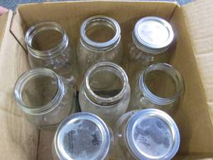 lot 4 image: 8 quart canning jars ...