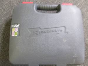 lot 14 image: arrow et200 electric brad nailer ne...