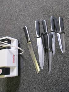 lot 44 image: J.A. henckels  knife set and electr...