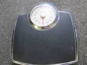 lot 78 image: taylor bathroom scale ...