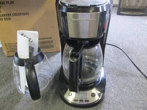 lot 80 image: mr coffee 12 - cup coffee maker wor...