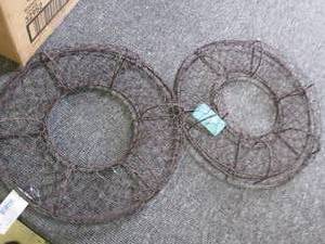 lot 95 image: 2 new chicken wire wreaths ...