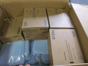 lot 142 image: case of hotcold compress sleeves a...