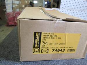 lot 154 image: case of 2000 1 gallon zipper bags ...