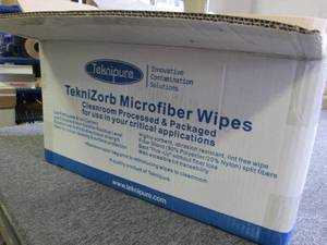 lot 168 image: case of  microfiber wipes 10 bags i...