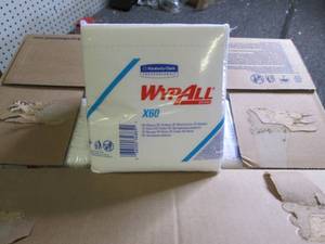 lot 190 image: case of wypall x60 12 packages of 7...