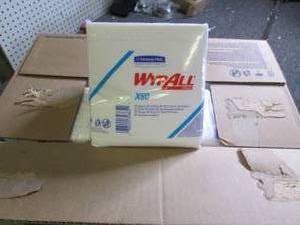 lot 192 image: case of wypall x60 12 packages of 7...