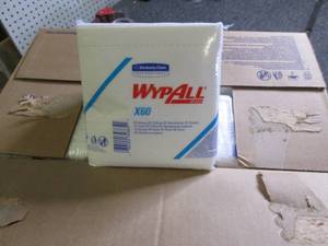lot 197 image: case of wypall x60 12 packages of 7...