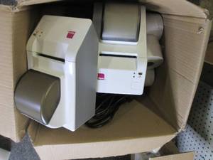 lot 222 image: 4 alere universal printers with pow...