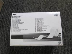 lot 224 image: 5 packages of blenderm surgical tap...