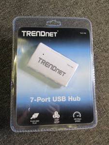 lot 230 image: trendnet 7-port usb hub ...